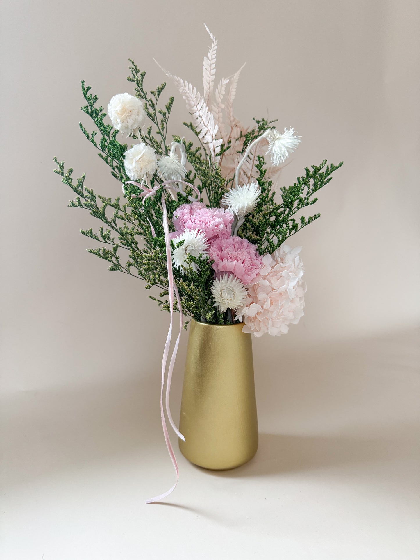 Resolute Brewing Company Flower Arrangement Workshop